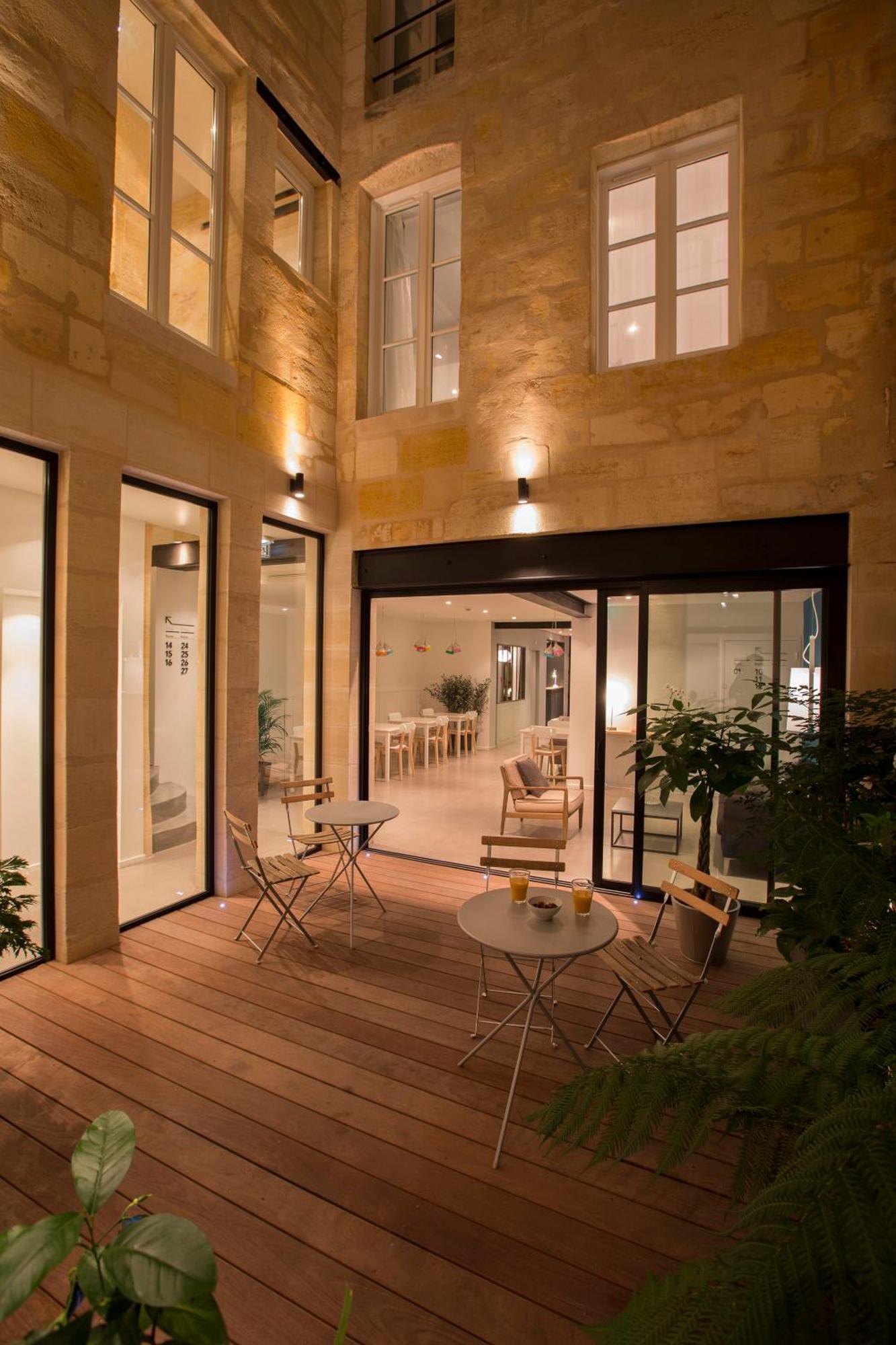 Hotel La Cour Carree Bordeaux Centre Exterior photo